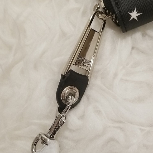 💕MOSCHINO💕 Space Ship Bear Zip Around Wallet - Picture 9 of 16